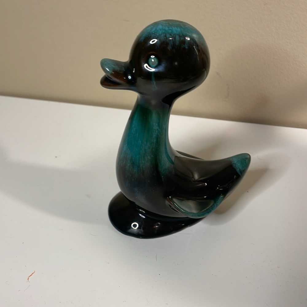 🦆 Vintage Blue Mountain Pottery Duck Figurines - Picture 6 of 9